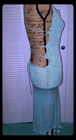 - Fringed backless dress - Picture 4 of 8